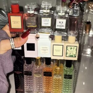 16 perfumes(6 valentino 15ml spray bottles+10 miniature perfumes)(06e7f)